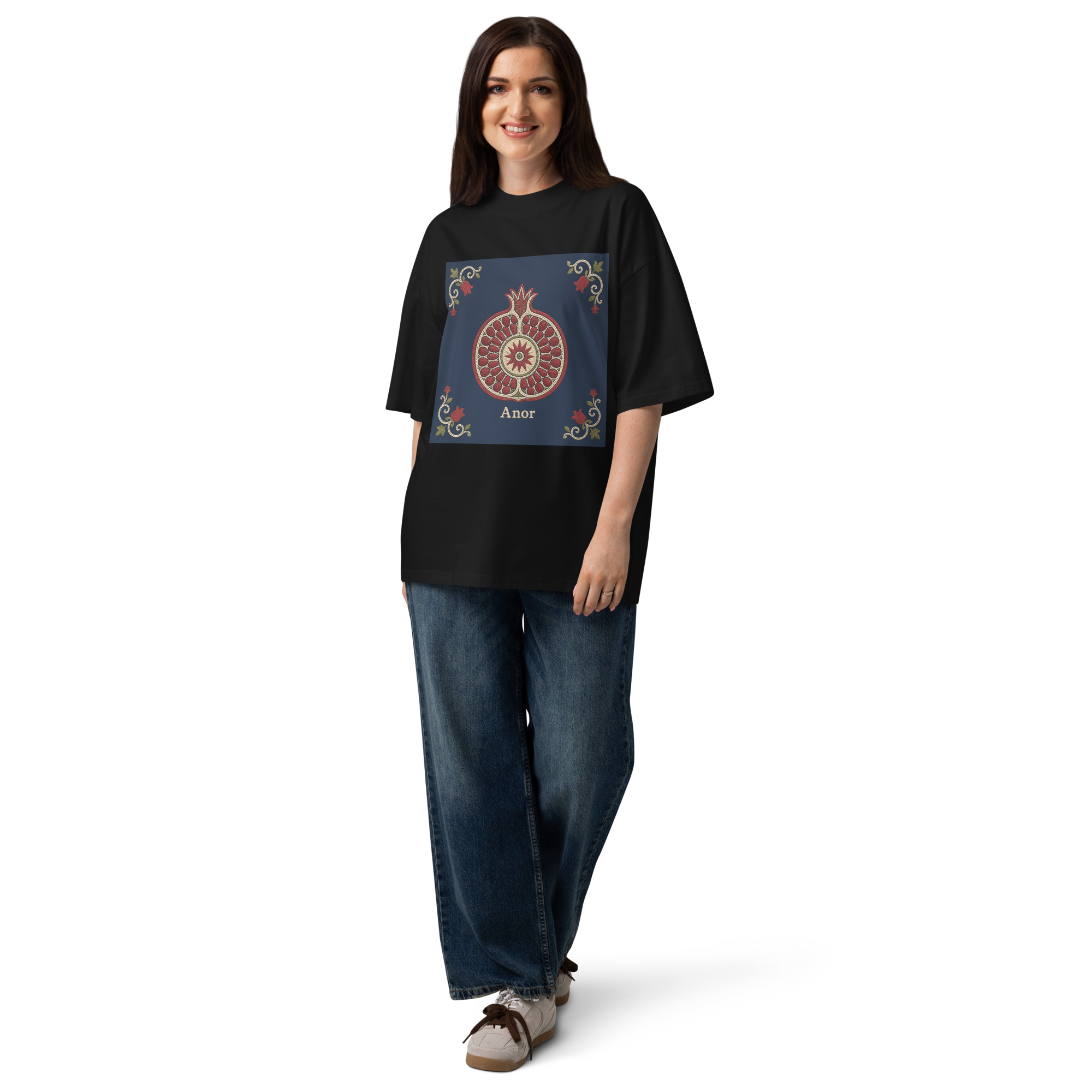 Anor Uzbek pomegranate medallion tee — black, detail view